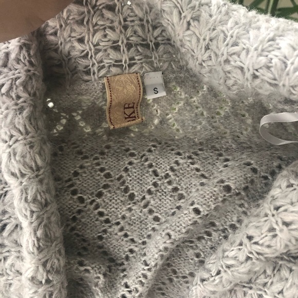 Cardigan - Picture 2 of 4